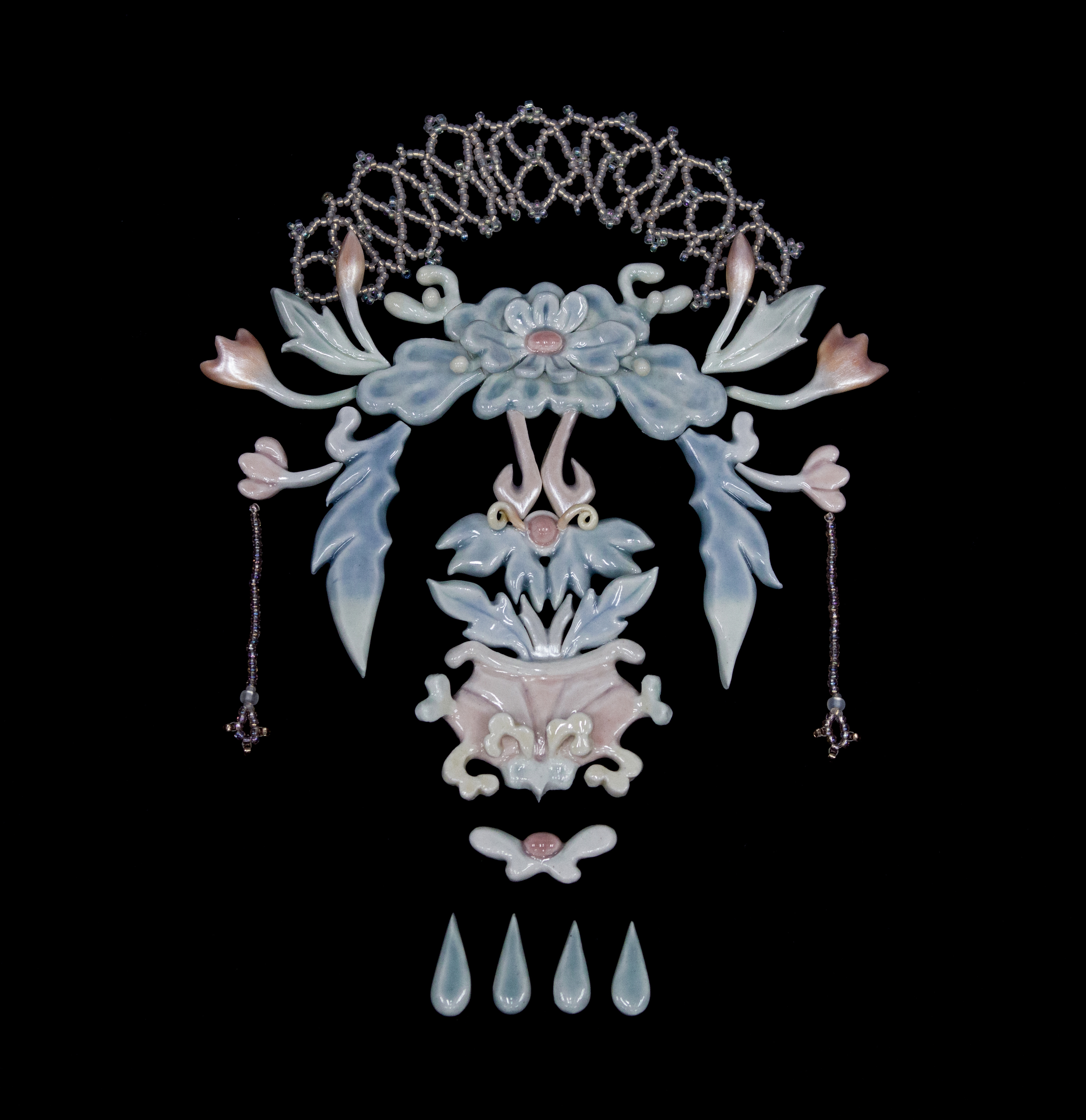 Openwork: Lux Gow-Habrich (星尘)ceramics